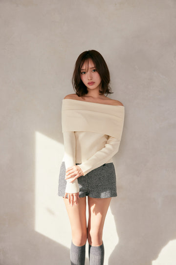 Shoulder Knit Top